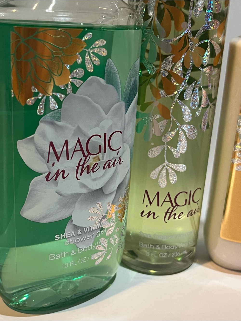 Bath & Body Works MAGIC IN THE AIR 3pc Lotion, Spray, & Shower Gel - Picture 3 of 5